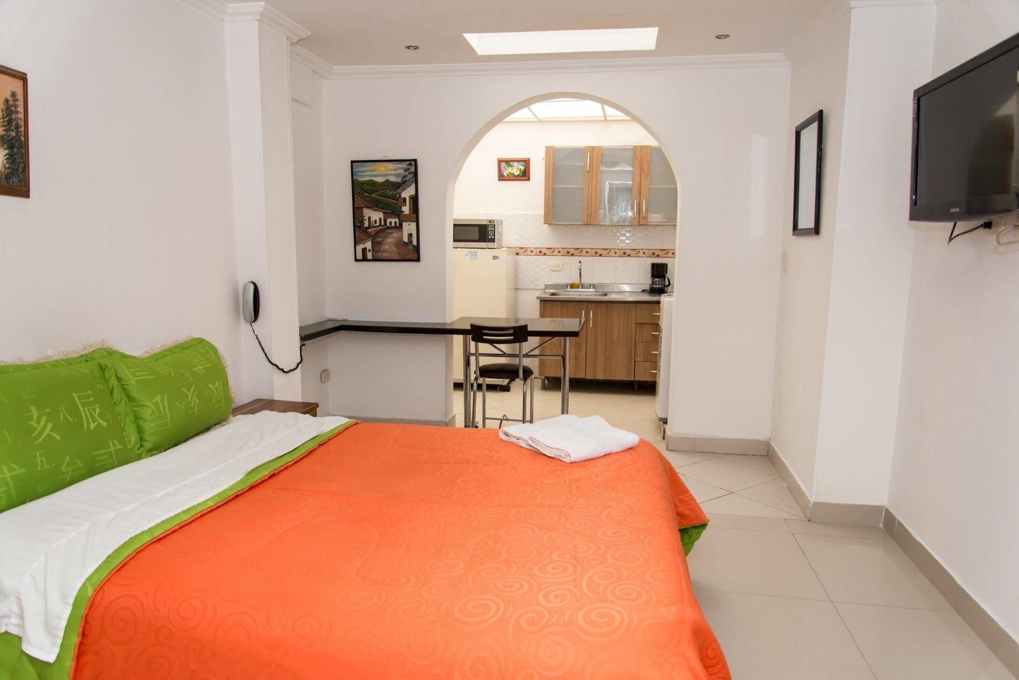 Hotel Fenix Real Bogotá Esterno foto