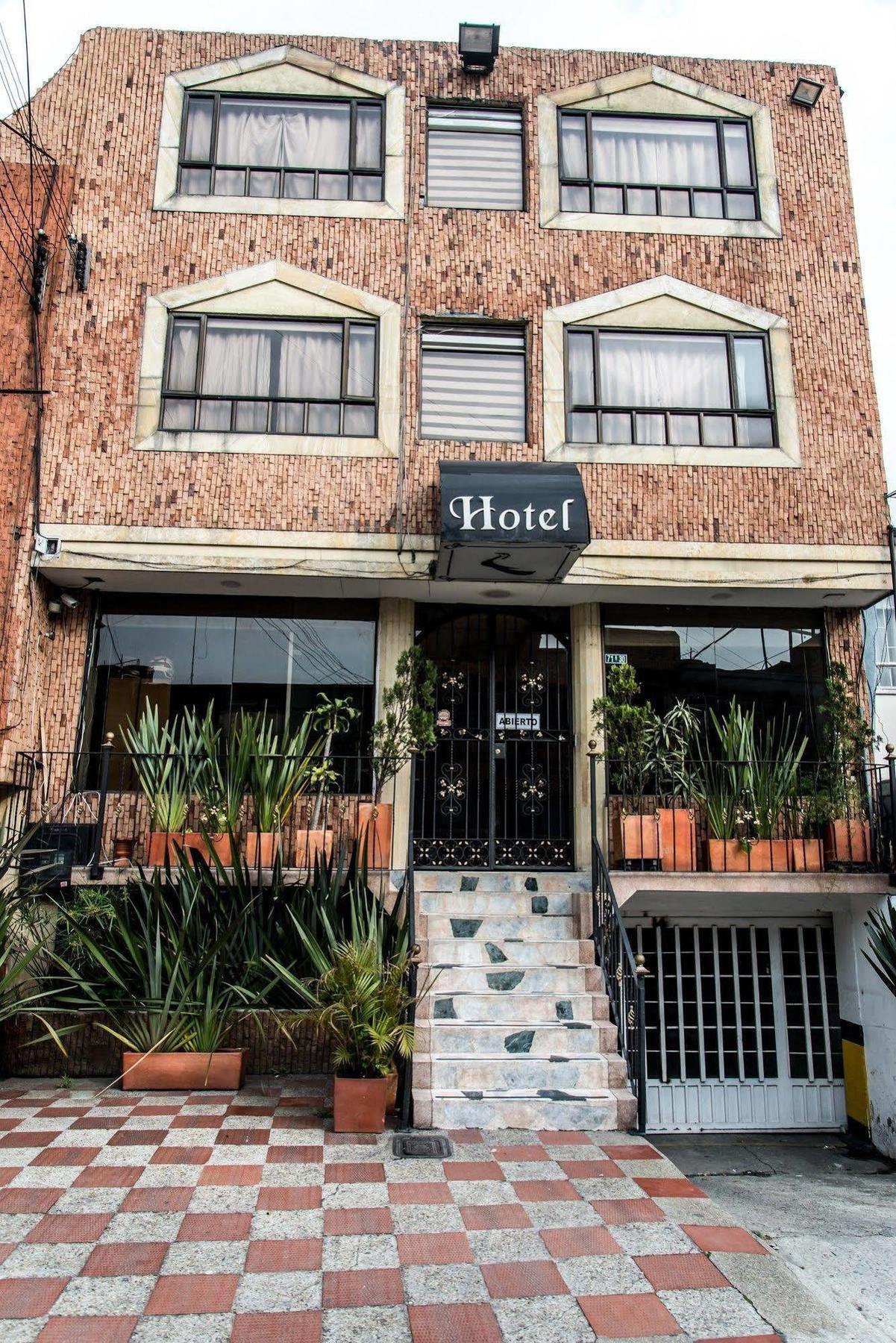 Hotel Fenix Real Bogotá Esterno foto